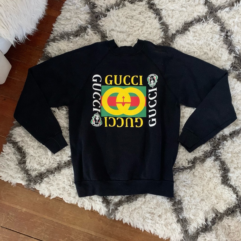 Vintage printed sweatshirt.
